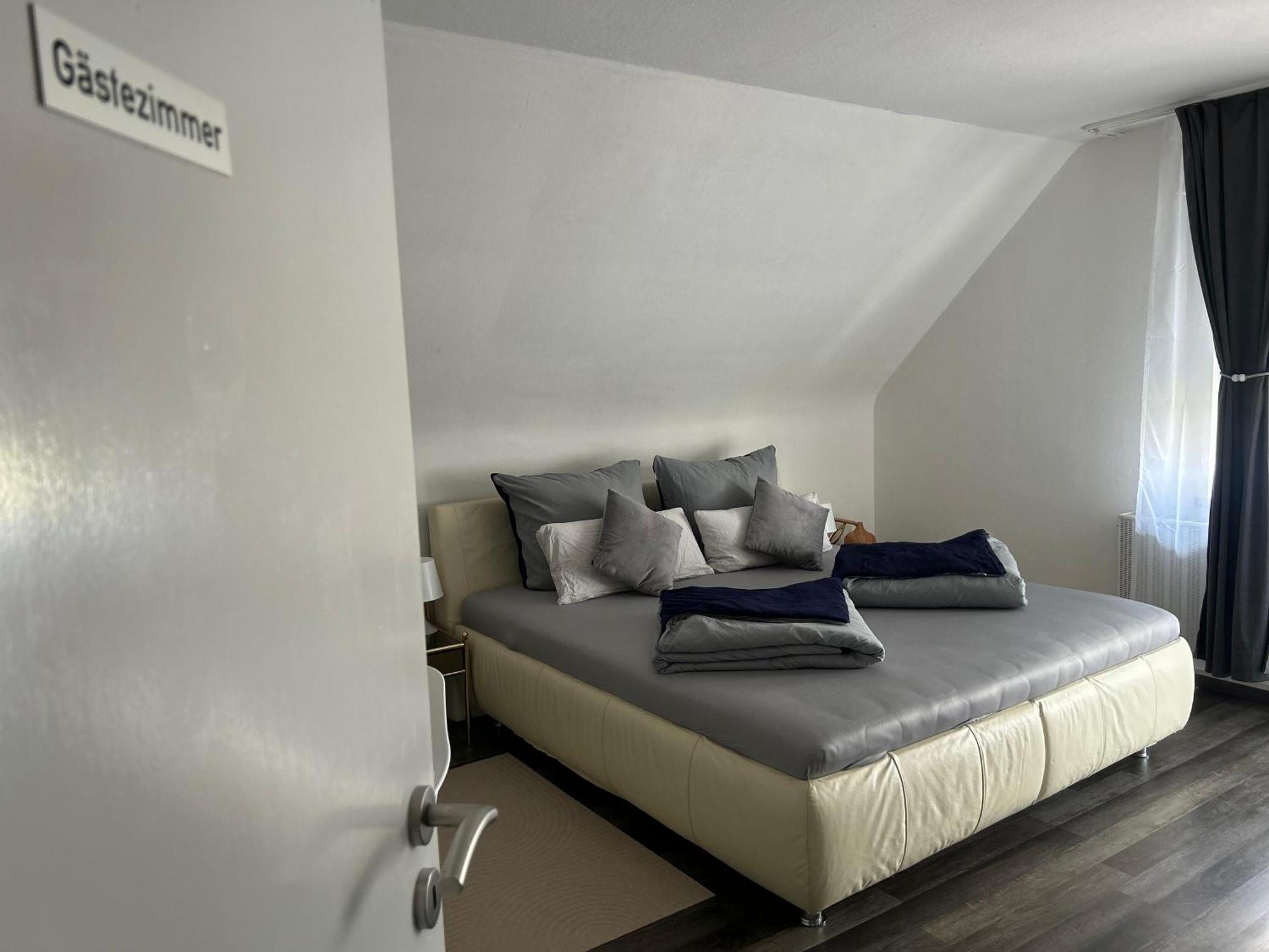 Privat Cozy Room In Mudau Bagian luar foto