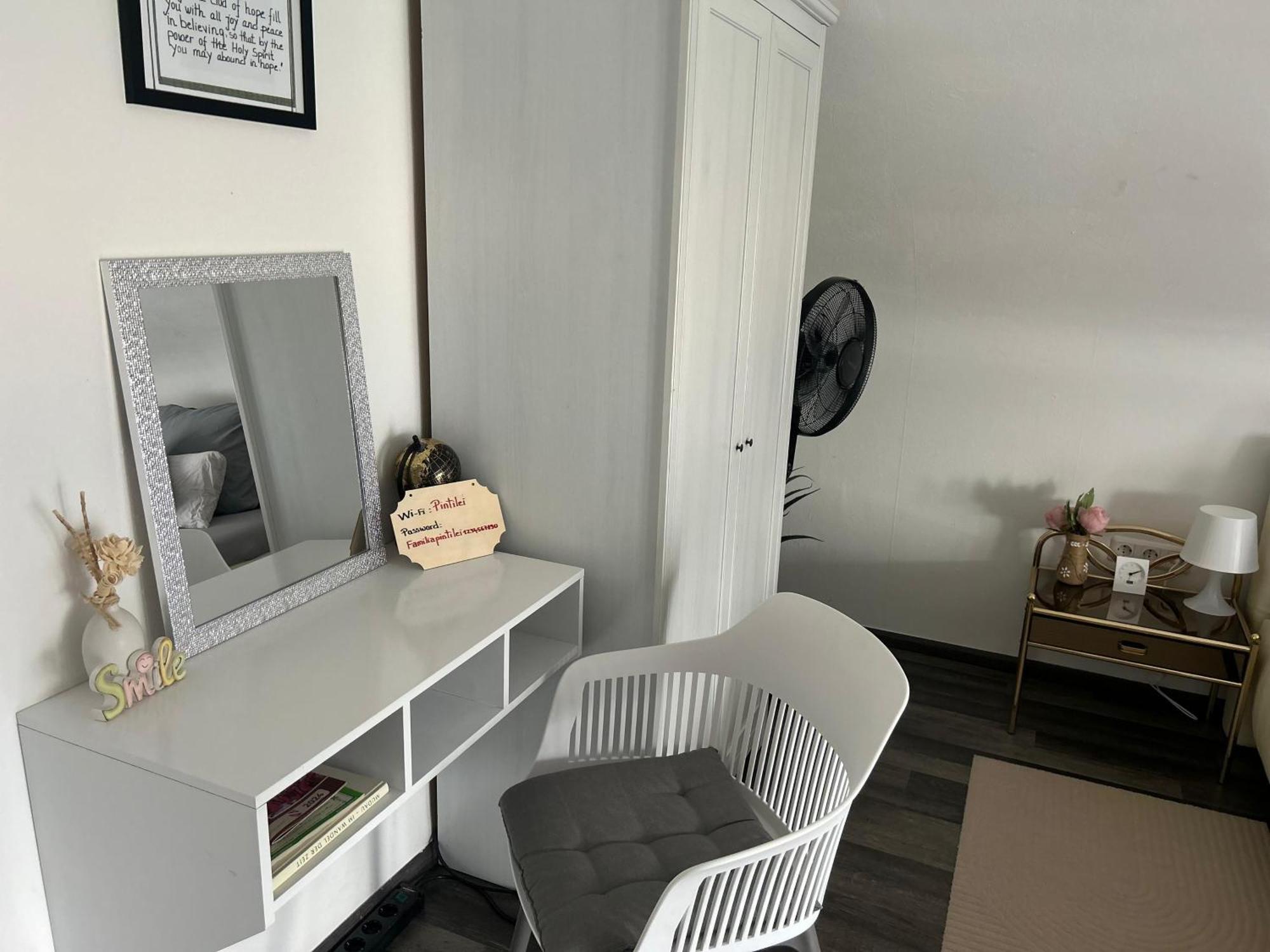 Privat Cozy Room In Mudau Bagian luar foto
